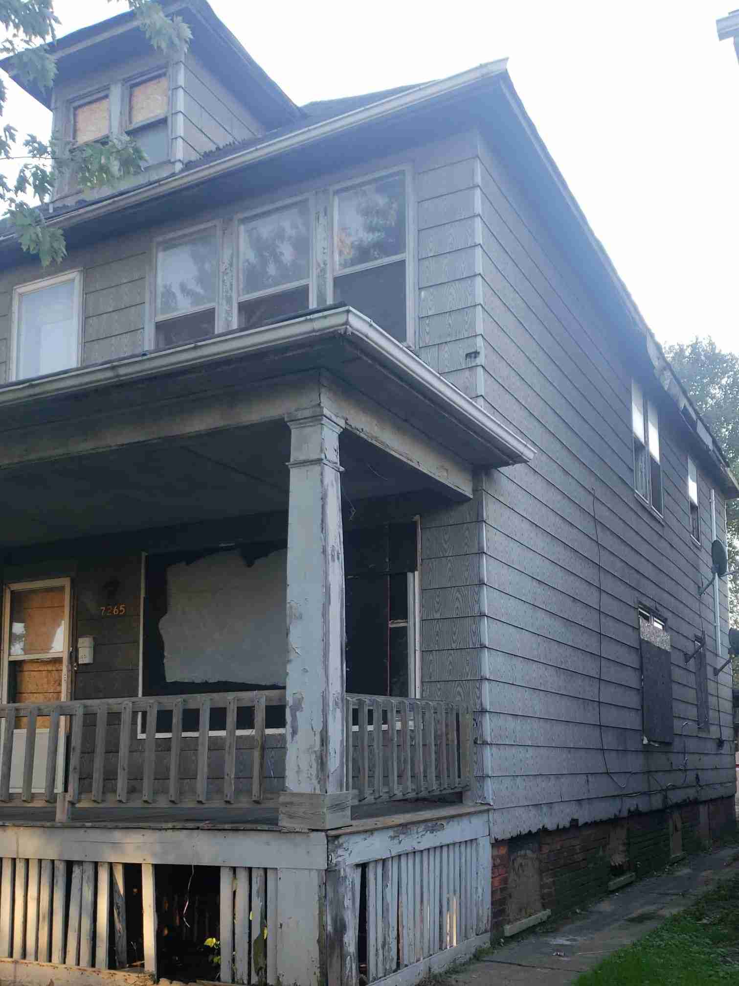 7263 front exterior graffiti cover 4 (2).jpg